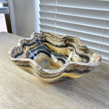 Load image into Gallery viewer, Natural Zebra Onyx Hand Craved Bowl |Mini Bowl / BM03
