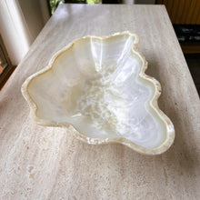 Load image into Gallery viewer, White Onyx Bowl | Beautiful Onyx Bowl Centerpiece. BWM11
