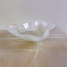 Load image into Gallery viewer, Crystal Onyx Bowl | Beautiful Onyx Bowl Centerpiece. BCS08
