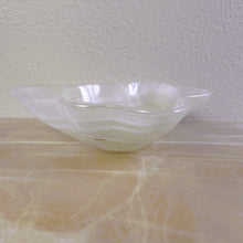 Load image into Gallery viewer, Crystal Onyx Bowl | Beautiful Onyx Bowl Centerpiece. BCS08
