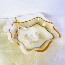 Load image into Gallery viewer, Amber Onyx Bowl | Beautiful Onyx Bowl Centerpiece. BM01
