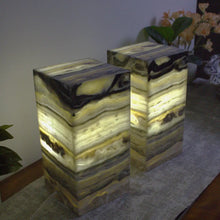 Load image into Gallery viewer, 2 Onyx Stone Lamps
