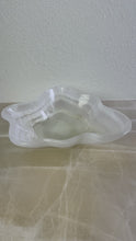 Load and play video in Gallery viewer, Crystal Onyx Bowl | Beautiful Onyx Bowl Centerpiece. BCS08
