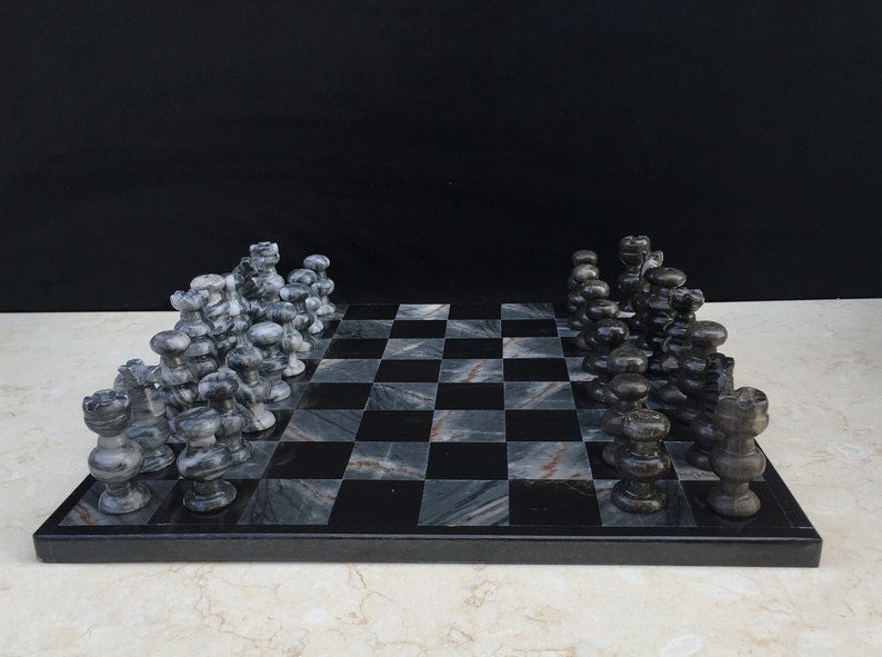 Grey & Black English Chess Set